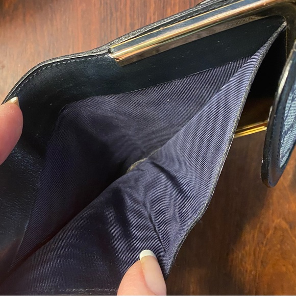 Vintage Gucci Monogram Compact Wallet - Picture 6 of 6